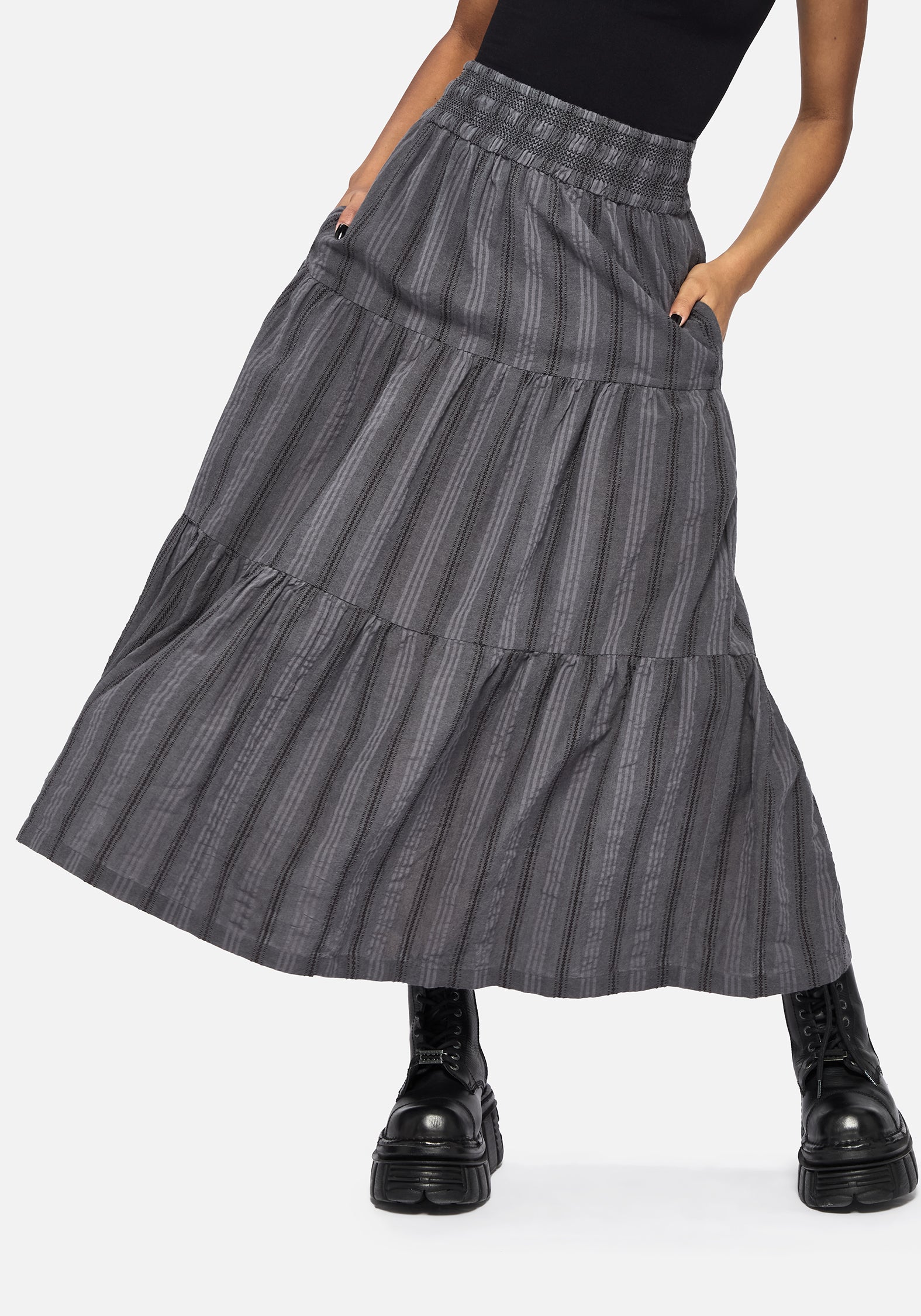 BT2688_MIDNIGHTCOTTONTIEREDMIDAXISKIRT_1