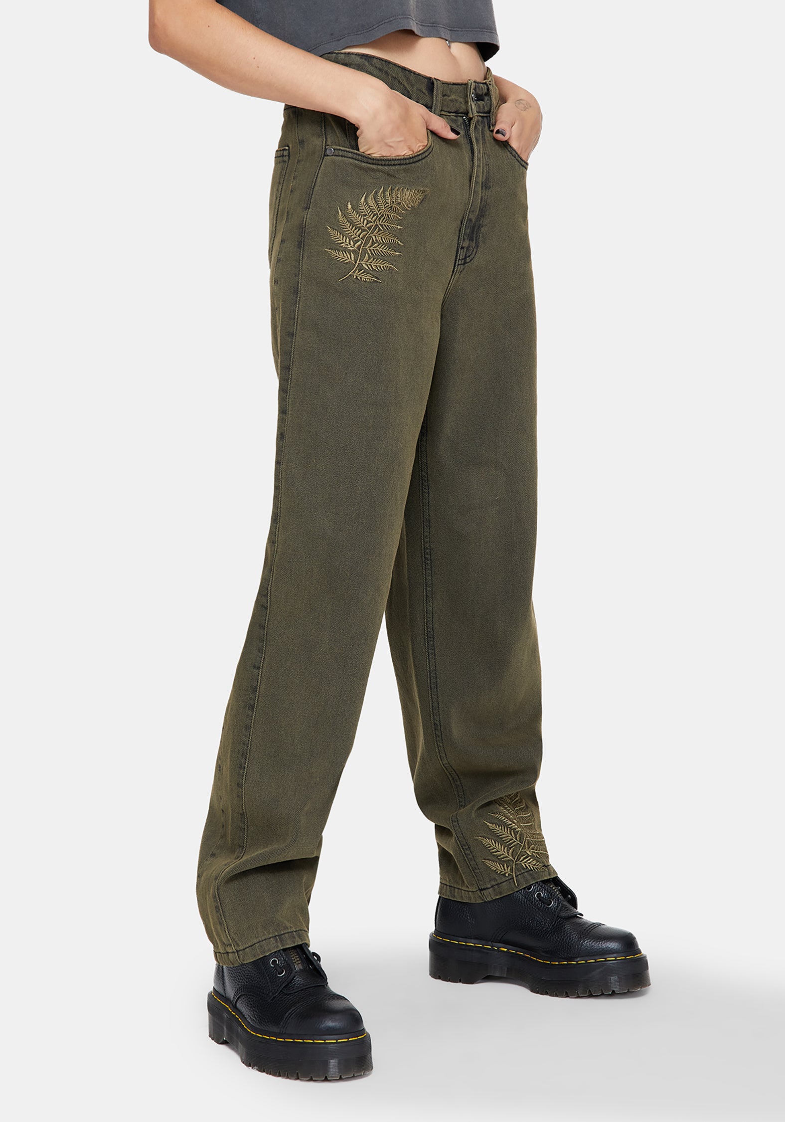 DM1589_PRISIMBARRELLEGEMBROIDEREDJEANS_1