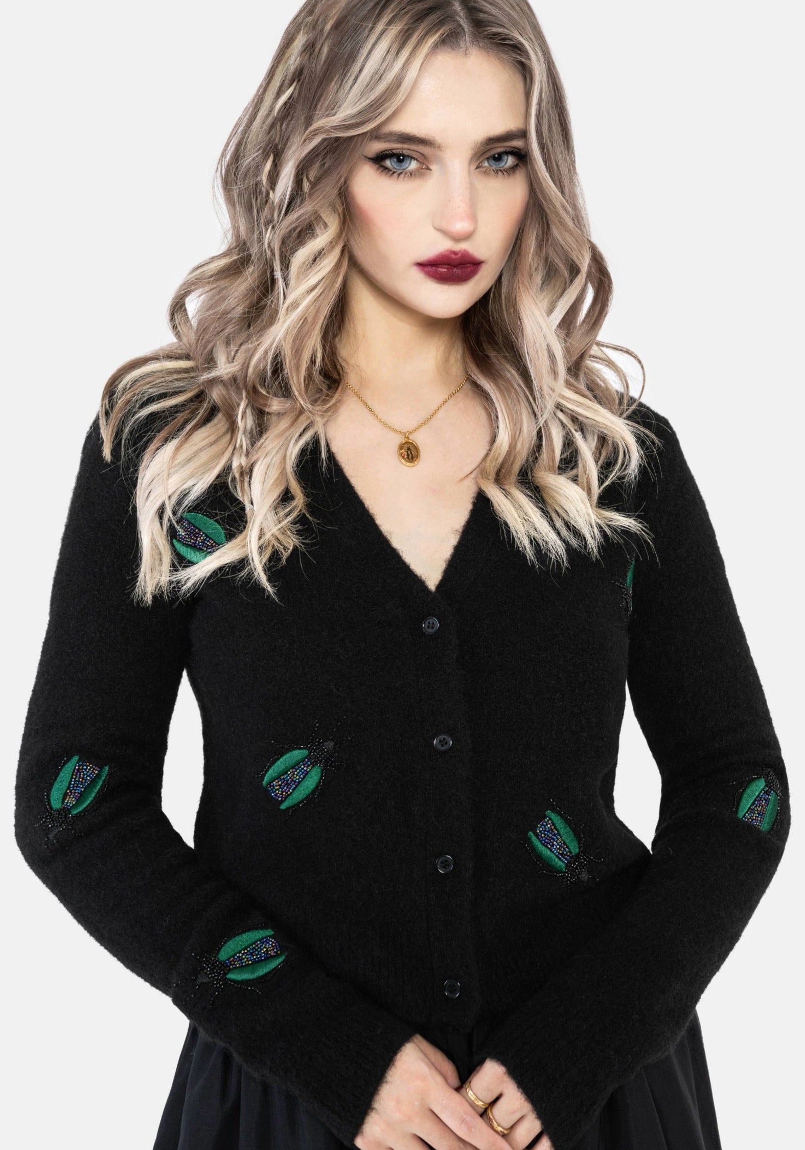 KN3596-S_LAMENTBUGEMBELLISHEDKNITCARDIGAN_1crop